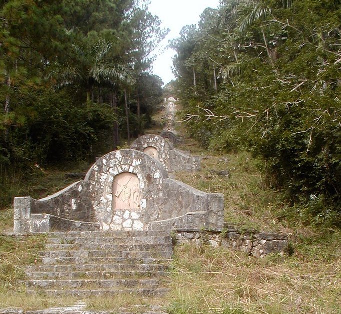 Escalinata de la Ermita de Jacán Cortesia Ernesto de la Fe